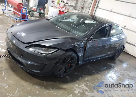 2024 Tesla Model 3 Performance All-Wheel Drive z USA, uszkodzony, nr VIN 5YJ3E1ET0RF888464